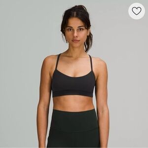 lululemon Flow Y Nulu Light Support, A-C Cups Sports Bra - Black - Size 6